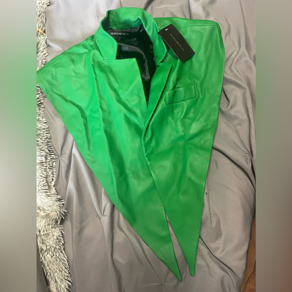 Dejroune milan vest/top NEVER WORN